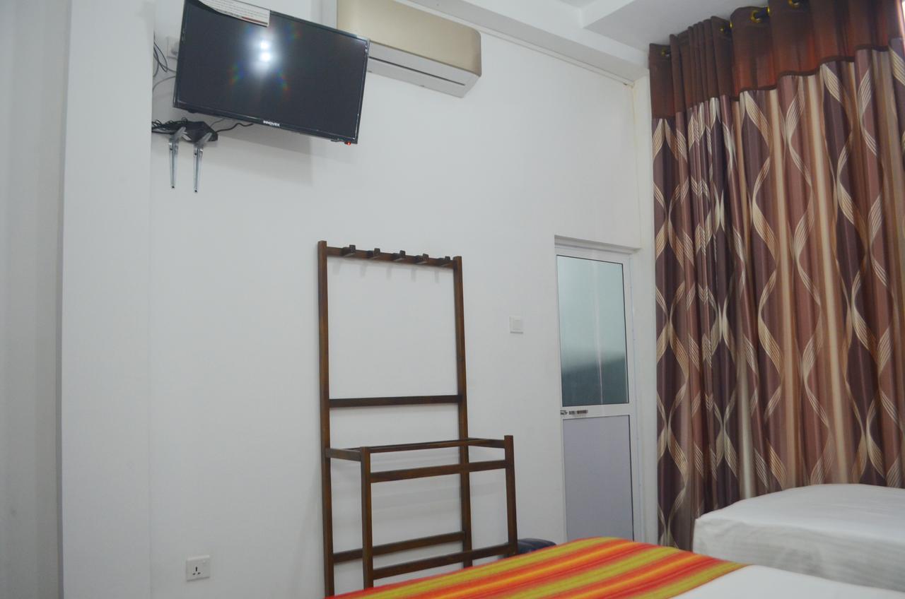 Diamond Lake Tourist Rest Anuradhapura Zewnętrze zdjęcie